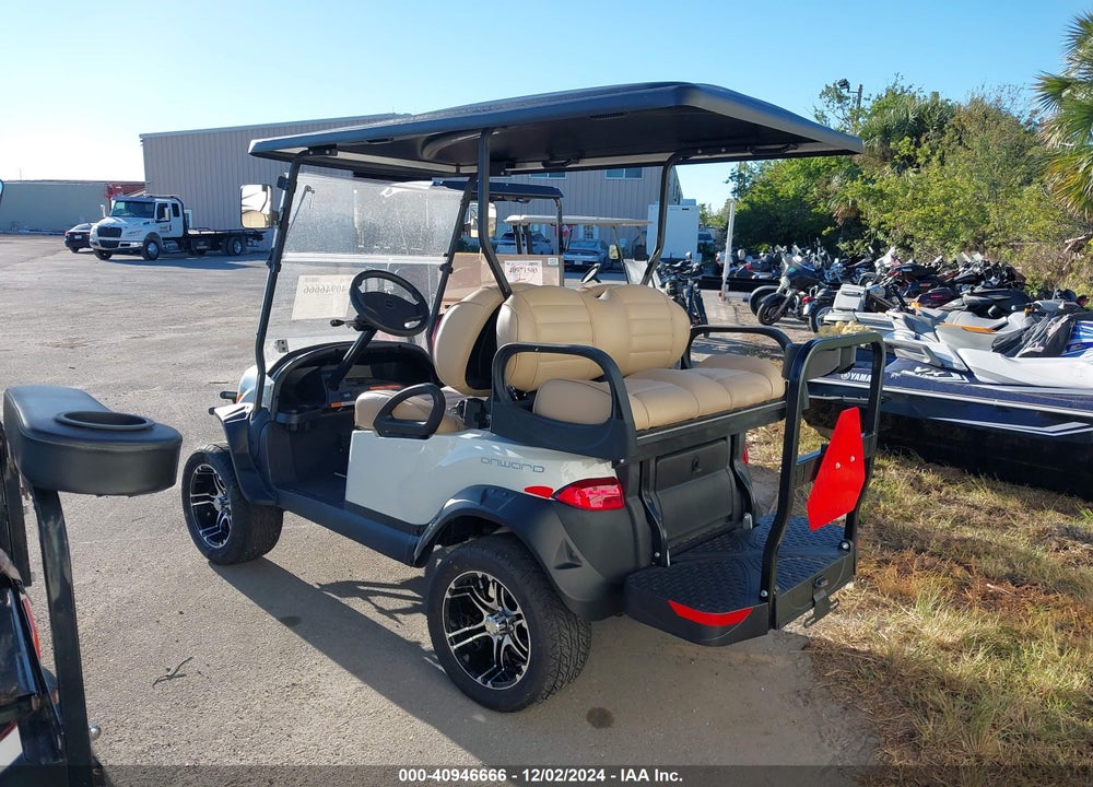 2024 CLUB CAR GOLF CART VIN: 1G9GAM2B3RB580398