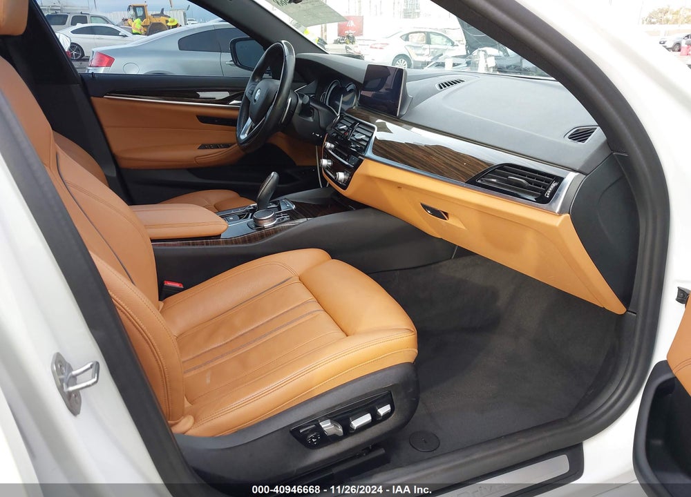 2019 BMW 530E IPERFORMANCE VIN: WBAJA9C5XKB253697