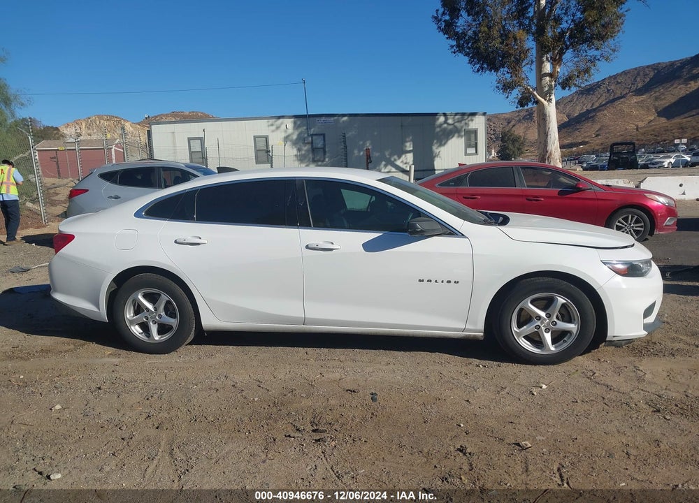 2018 CHEVROLET MALIBU 1FL VIN: 1G1ZC5ST5JF278905