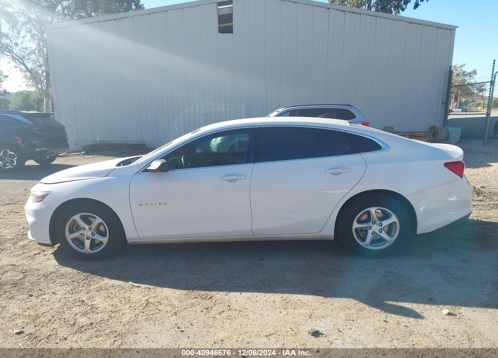 2018 CHEVROLET MALIBU 1FL VIN: 1G1ZC5ST5JF278905
