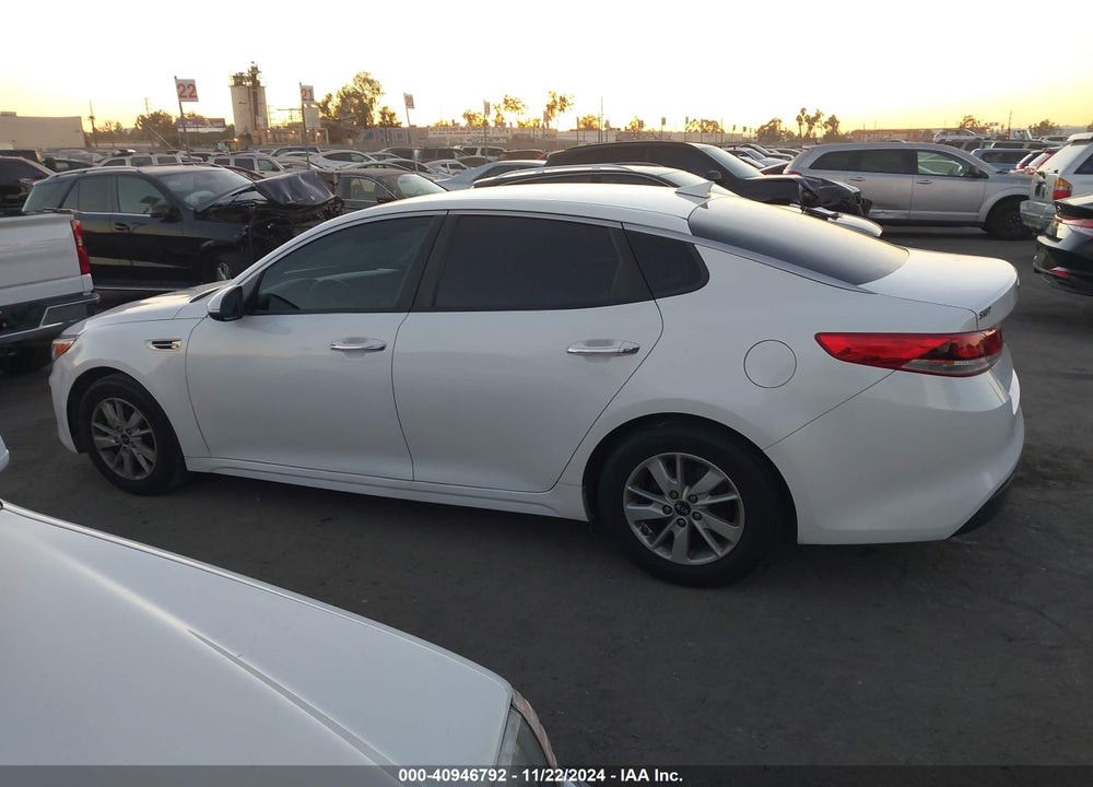 2016 KIA OPTIMA LX VIN: KNAGT4L30G5107322