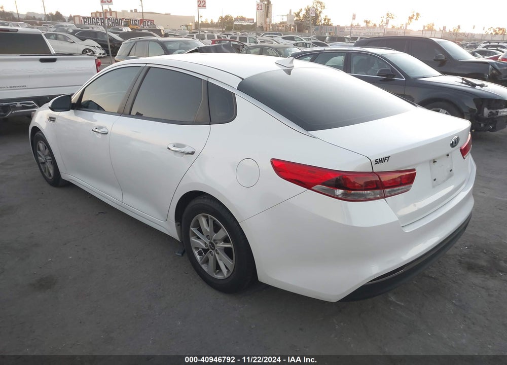 2016 KIA OPTIMA LX VIN: KNAGT4L30G5107322