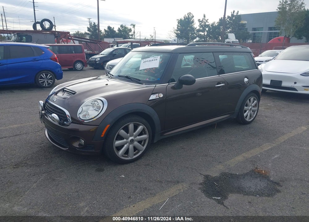 2010 MINI COOPER S CLUBMAN VIN: WMWMM3C58ATZ32488