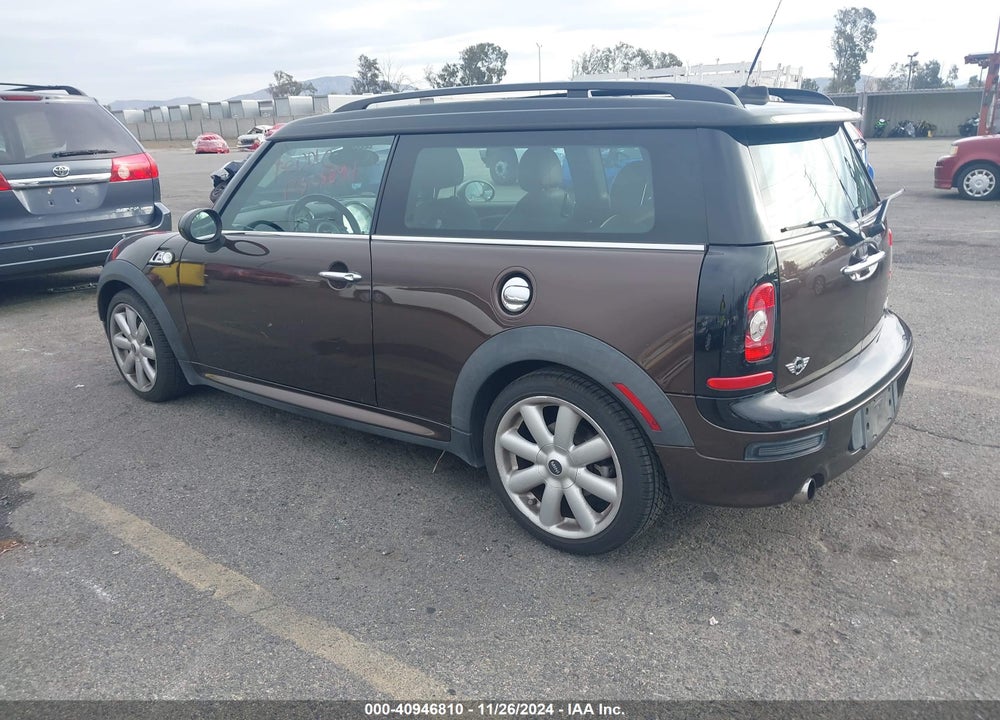 2010 MINI COOPER S CLUBMAN VIN: WMWMM3C58ATZ32488