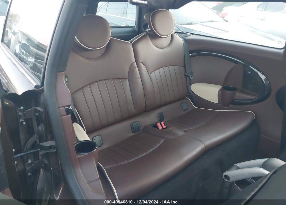 2010 MINI COOPER S CLUBMAN VIN: WMWMM3C58ATZ32488