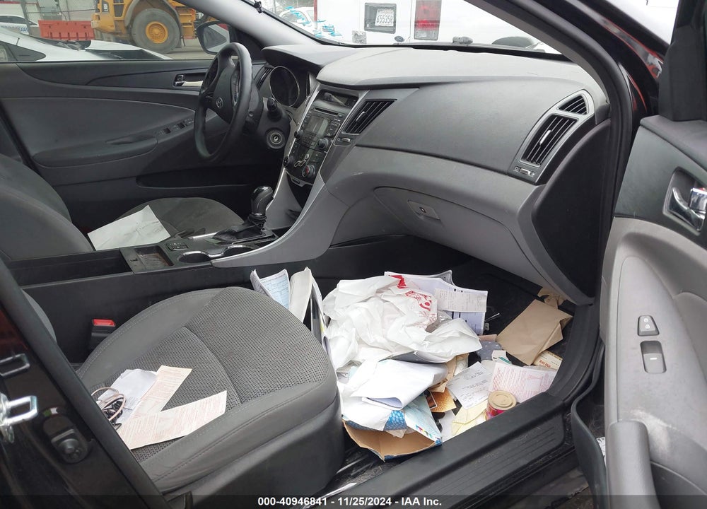 2013 HYUNDAI SONATA GLS VIN: 5NPEB4AC5DH661273