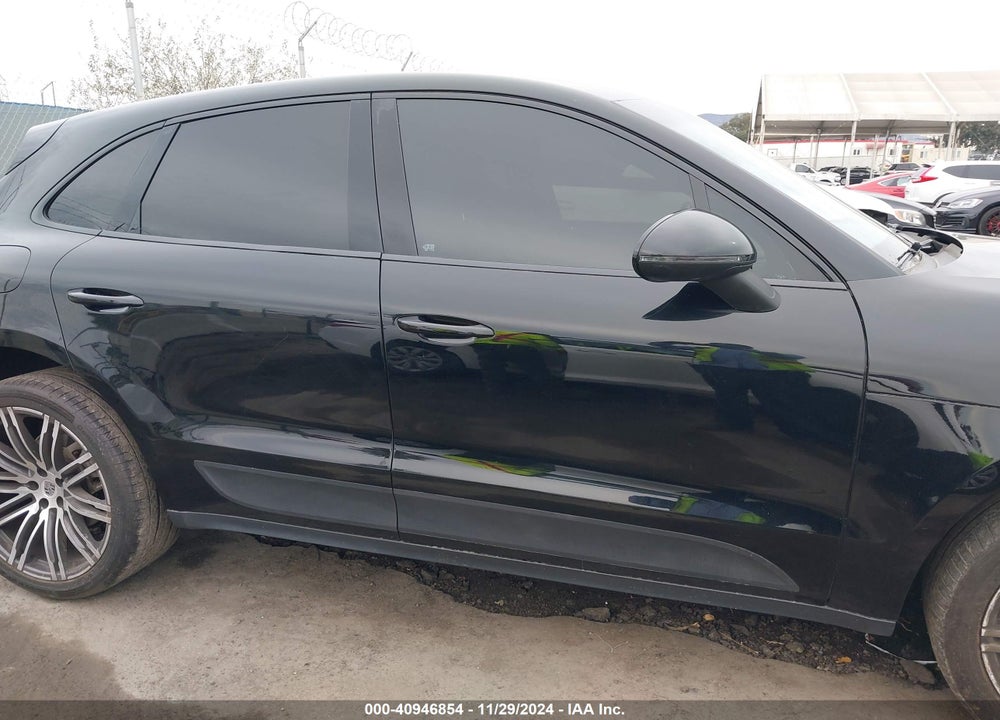 2016 PORSCHE MACAN S VIN: WP1AB2A57GLB42809