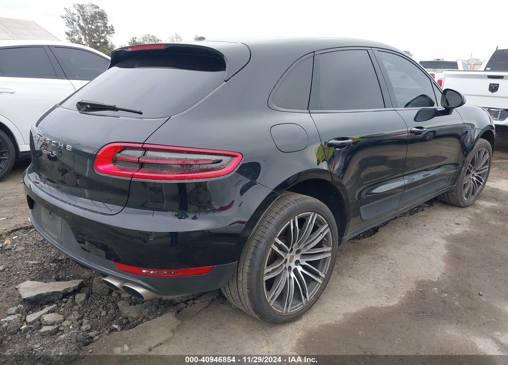 2016 PORSCHE MACAN S VIN: WP1AB2A57GLB42809