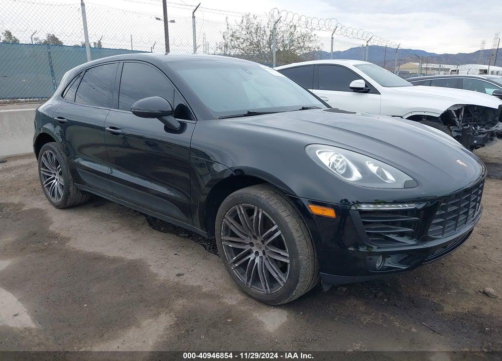 2016 PORSCHE MACAN S VIN: WP1AB2A57GLB42809