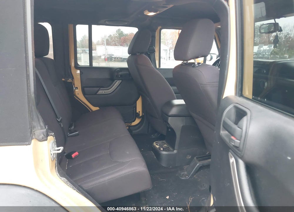 2014 JEEP WRANGLER UNLIMITED SPORT VIN: 1C4BJWDG0EL134030