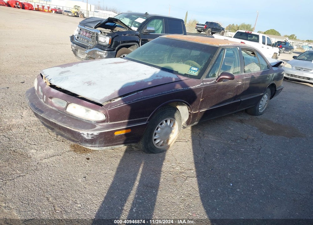 1996 OLDSMOBILE 88 LS VIN: 1G3HN52K4T4834687