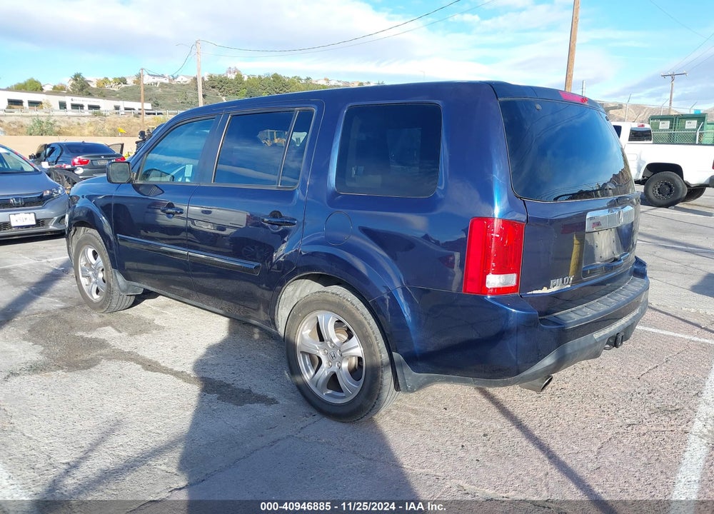 2014 HONDA PILOT EX-L VIN: 5FNYF3H53EB008878