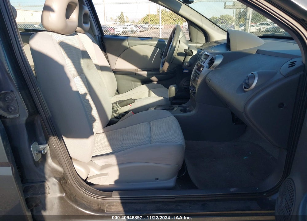 2007 SATURN ION 2 VIN: 1G8AJ55F17Z110292