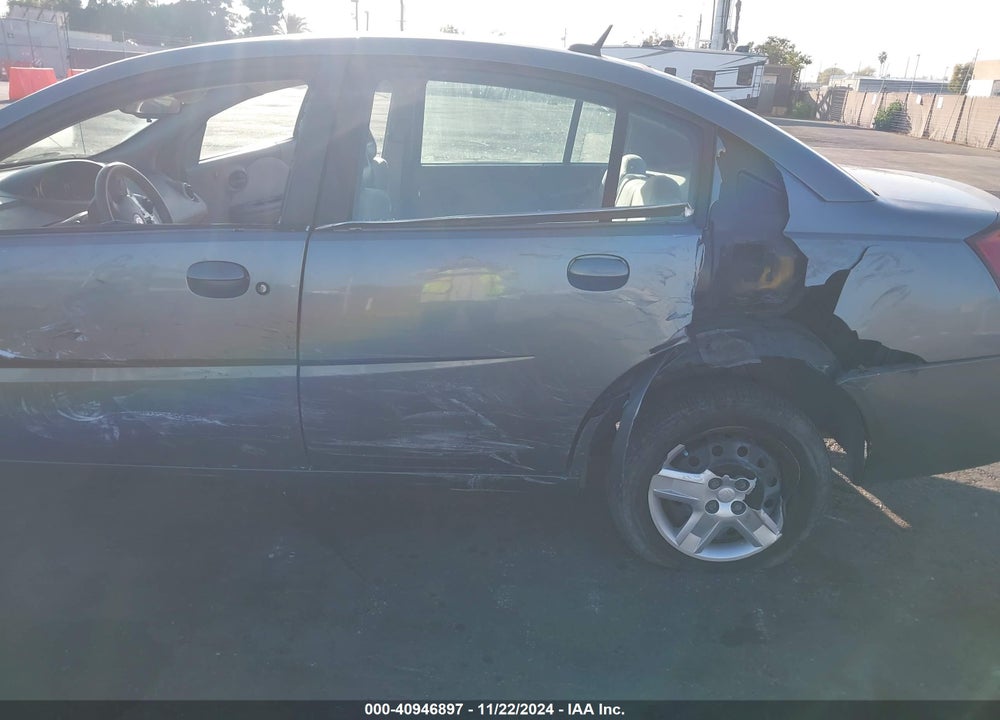 2007 SATURN ION 2 VIN: 1G8AJ55F17Z110292