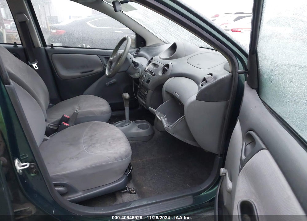2000 TOYOTA ECHO VIN: JTDBT1232Y0083021