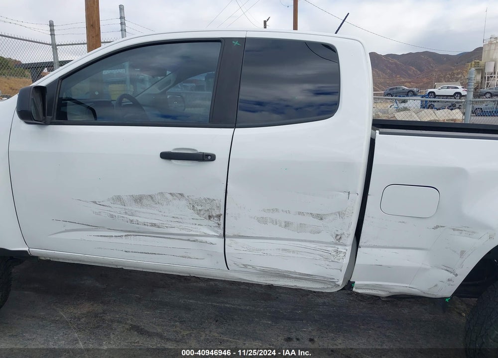 2018 CHEVROLET COLORADO WT VIN: 1GCHSBEA3J1172643