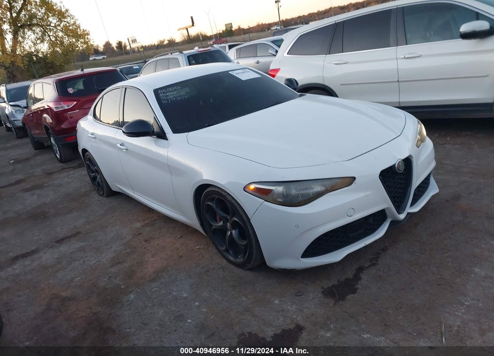 2019 ALFA ROMEO GIULIA VIN: ZARFAMAN7K7598550