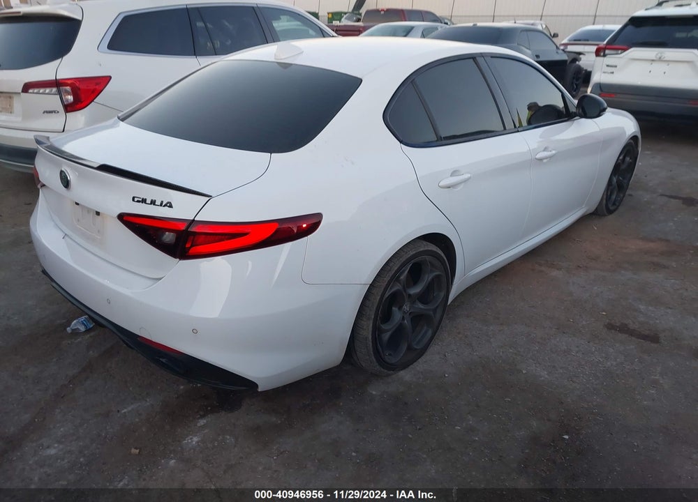 2019 ALFA ROMEO GIULIA VIN: ZARFAMAN7K7598550