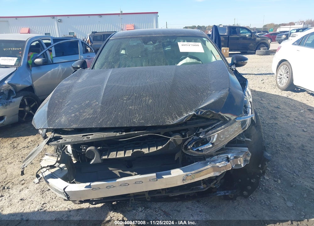 2018 HONDA ACCORD VIN: 1HGCV3F16JA013199