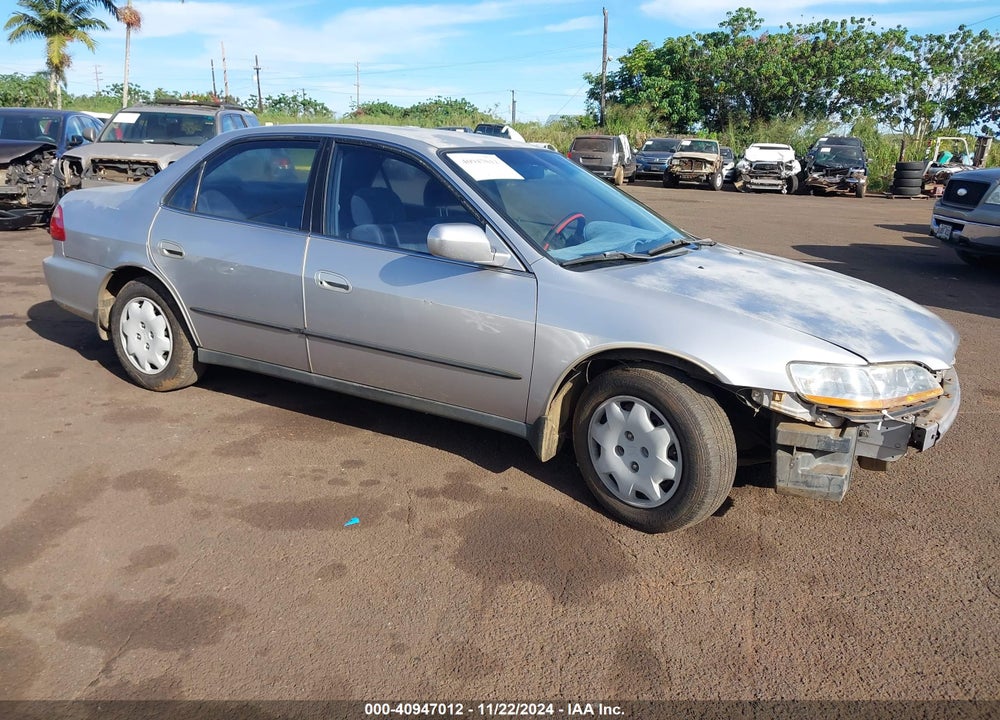 1999 HONDA ACCORD LX VIN: JHMCG5649XC040004