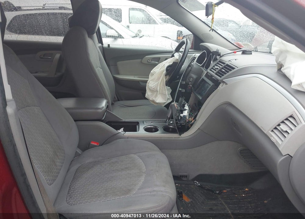 2010 CHEVROLET TRAVERSE LT VIN: 1GNLVFED1AS144909