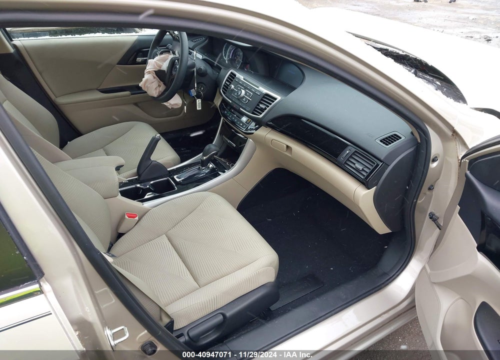 2017 HONDA ACCORD LX VIN: 1HGCR2F31HA287095