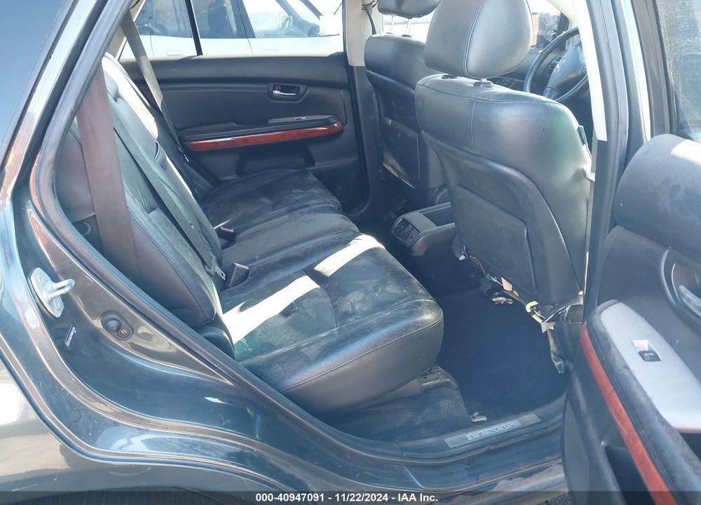 2004 LEXUS RX 330 VIN: JTJGA31U040011596