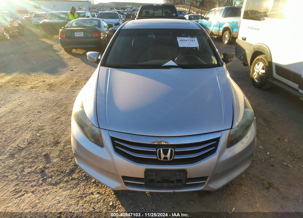 2011 HONDA ACCORD 2.4 EX-L VIN: 1HGCP2F83BA020419