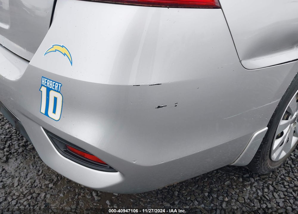 2018 NISSAN SENTRA VIN: 3N1AB7AP9JY304912