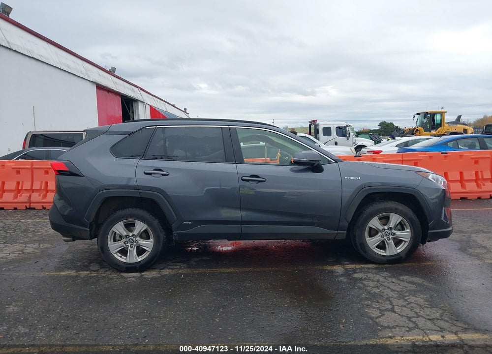 2021 TOYOTA RAV4 HYBRID XLE VIN: JTMRWRFV4MD132755