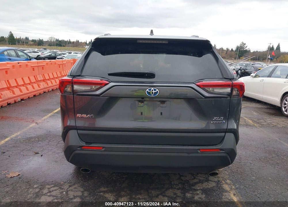 2021 TOYOTA RAV4 HYBRID XLE VIN: JTMRWRFV4MD132755
