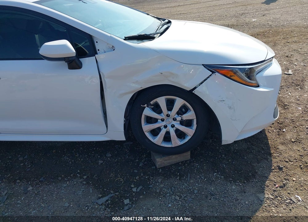 2022 TOYOTA COROLLA LE VIN: 5YFEPMAE4NP317702