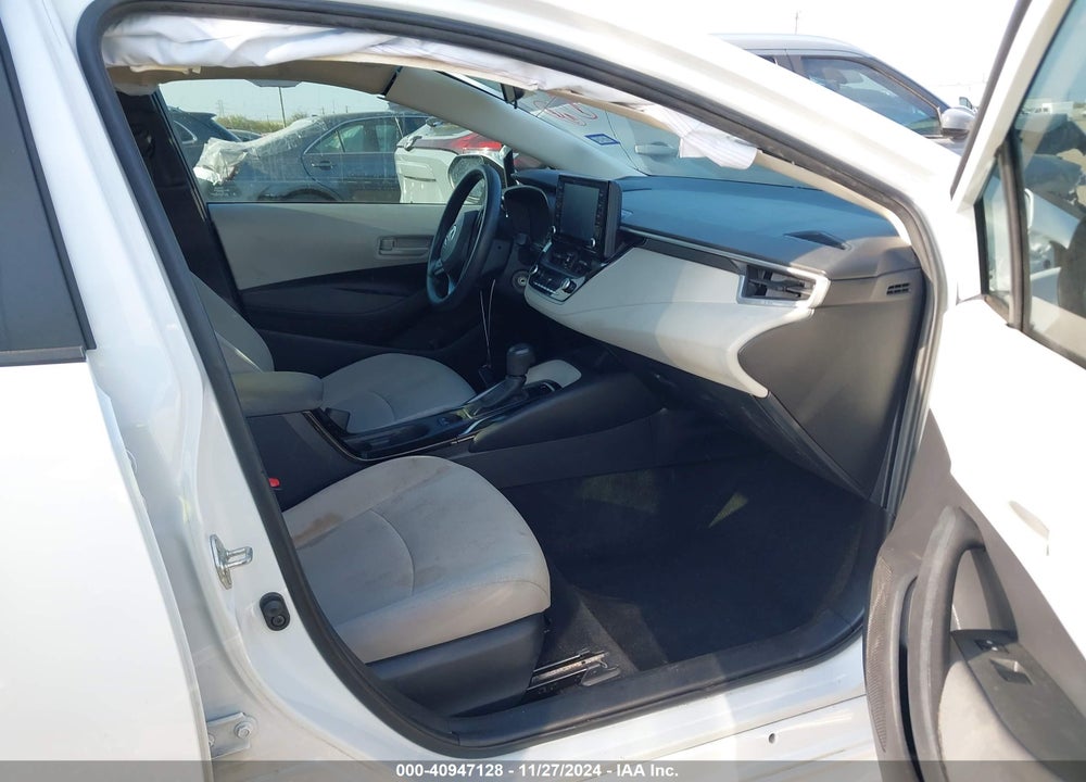 2022 TOYOTA COROLLA LE VIN: 5YFEPMAE4NP317702