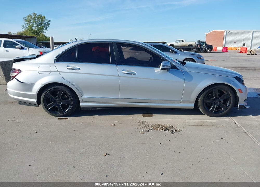 2010 MERCEDES-BENZ C 300 LUXURY/SPORT VIN: WDDGF5EBXAR107497