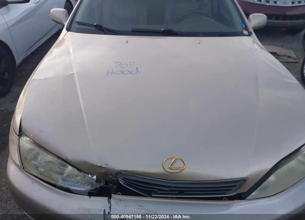 1998 LEXUS ES 300 VIN: JT8BF28G6W5043109