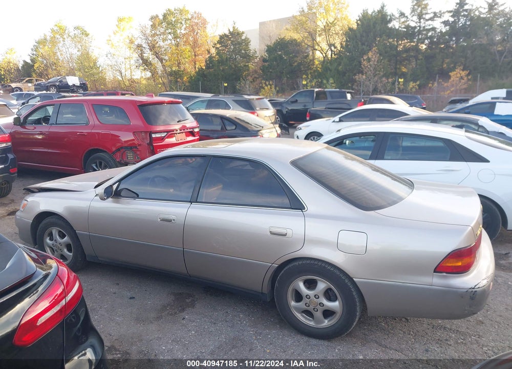 1998 LEXUS ES 300 VIN: JT8BF28G6W5043109