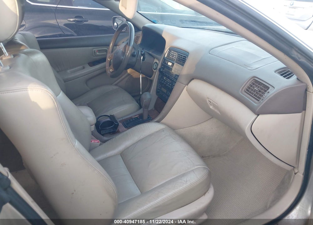 1998 LEXUS ES 300 VIN: JT8BF28G6W5043109