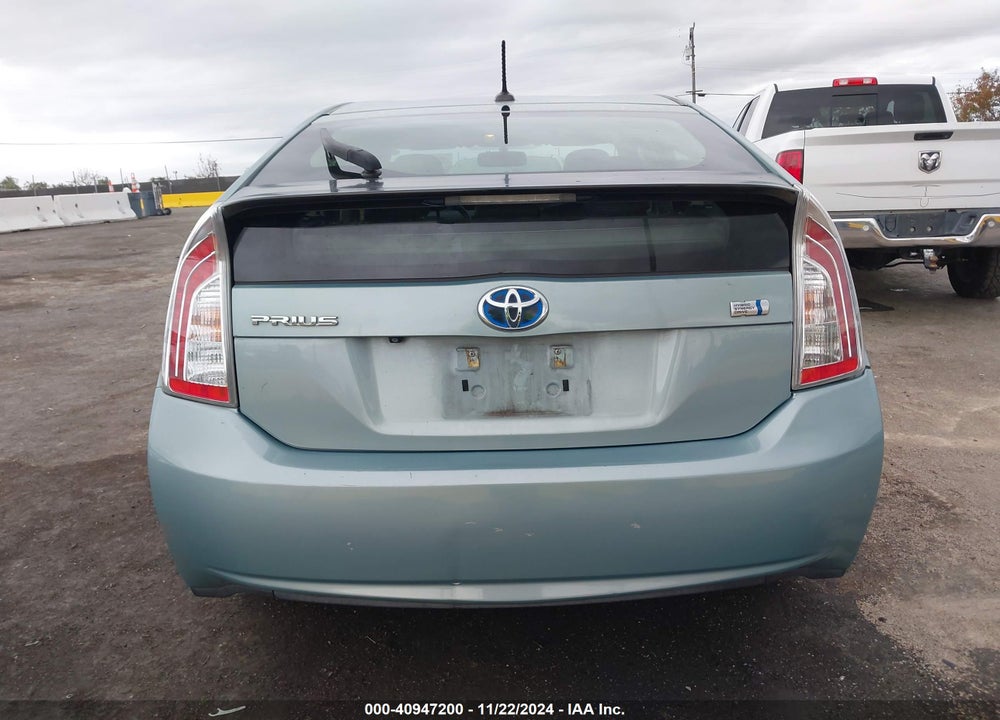2013 TOYOTA PRIUS FOUR VIN: JTDKN3DU8D5636294