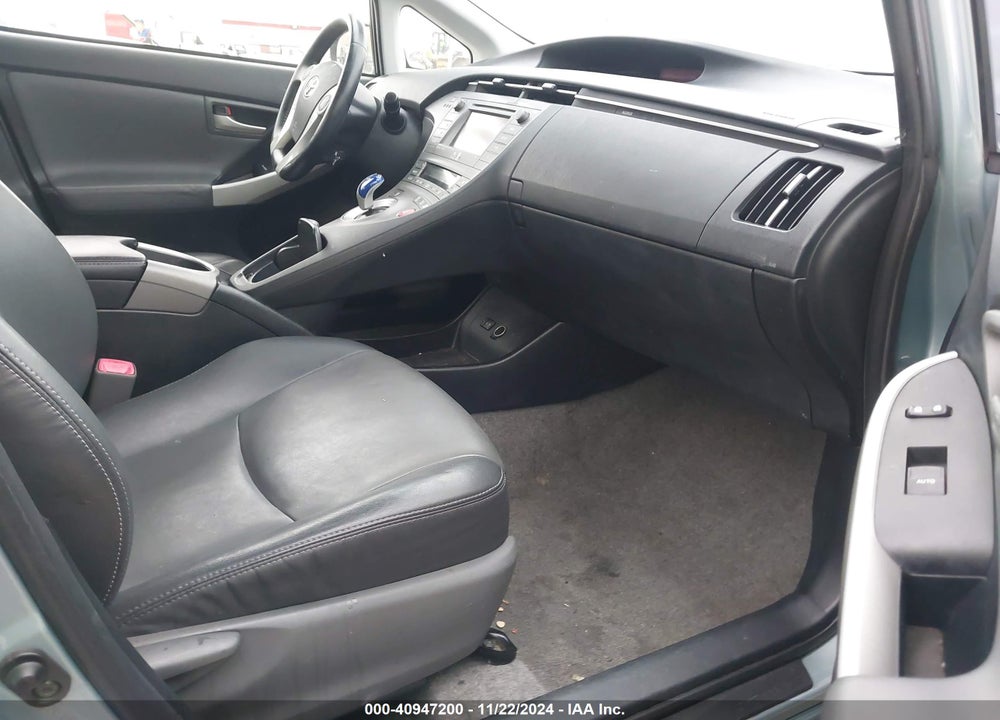 2013 TOYOTA PRIUS FOUR VIN: JTDKN3DU8D5636294