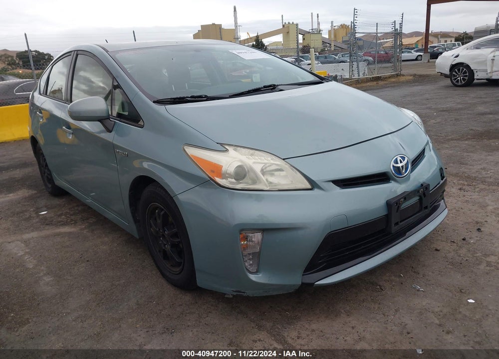 2013 TOYOTA PRIUS FOUR VIN: JTDKN3DU8D5636294