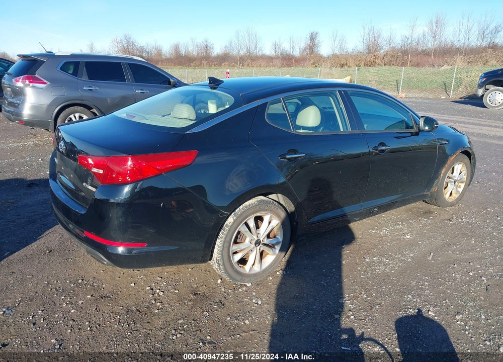2011 KIA OPTIMA EX TURBO VIN: KNAGN4A60B5136805