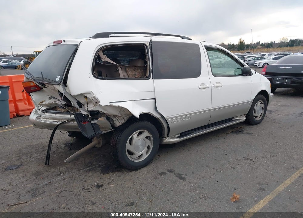 2000 TOYOTA SIENNA XLE VIN: 4T3ZF13C1YU278723