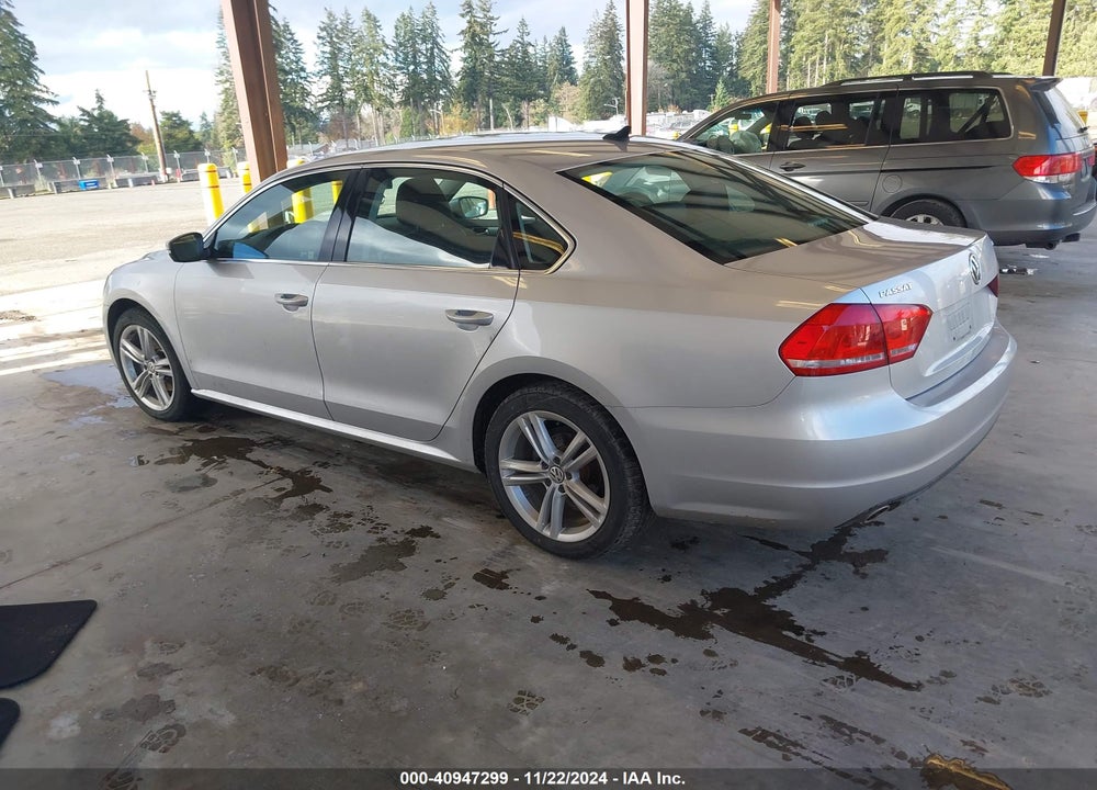 2014 VOLKSWAGEN PASSAT 2.0L TDI SE VIN: 1VWBN7A32EC101507