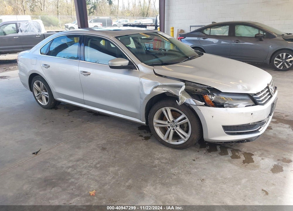 2014 VOLKSWAGEN PASSAT 2.0L TDI SE VIN: 1VWBN7A32EC101507