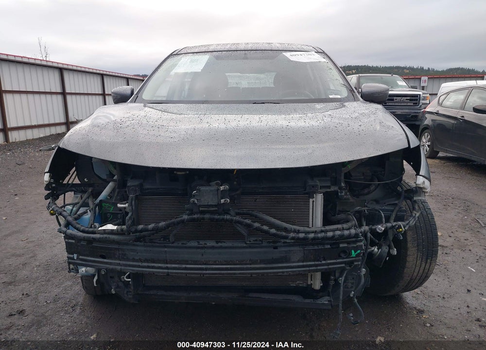 2018 NISSAN ROGUE S/SL/SV VIN: 5N1AT2MT3JC812707