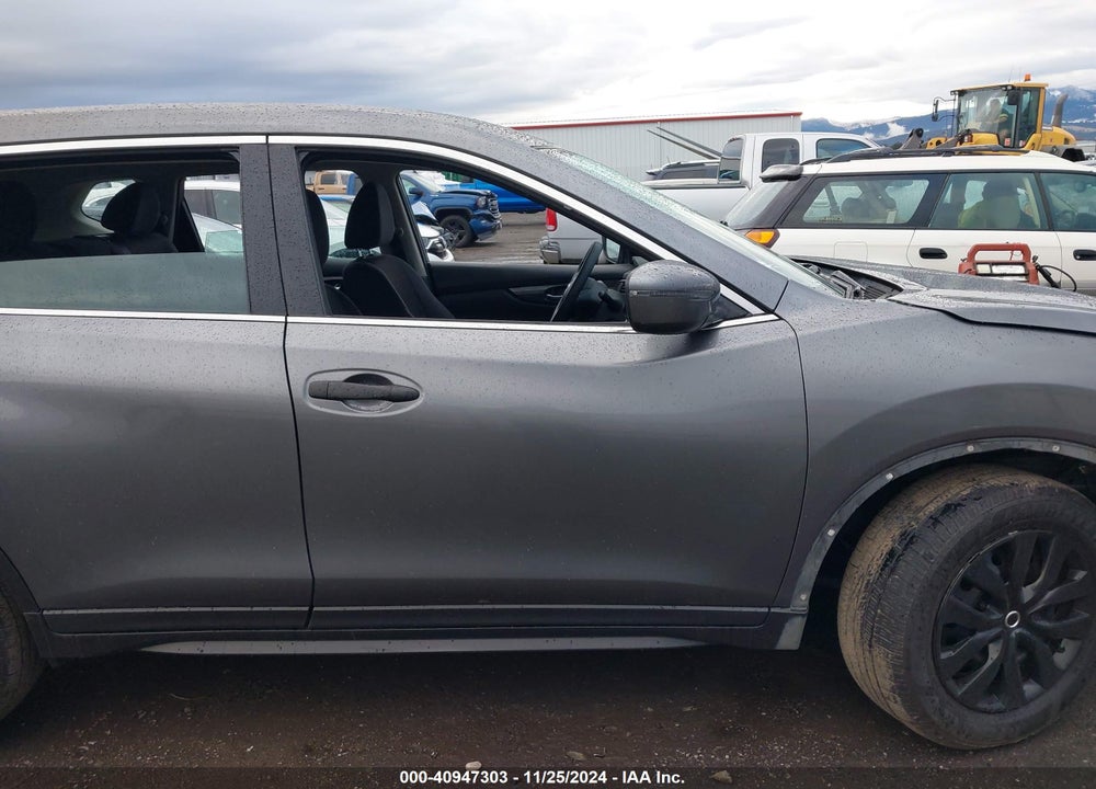 2018 NISSAN ROGUE S/SL/SV VIN: 5N1AT2MT3JC812707