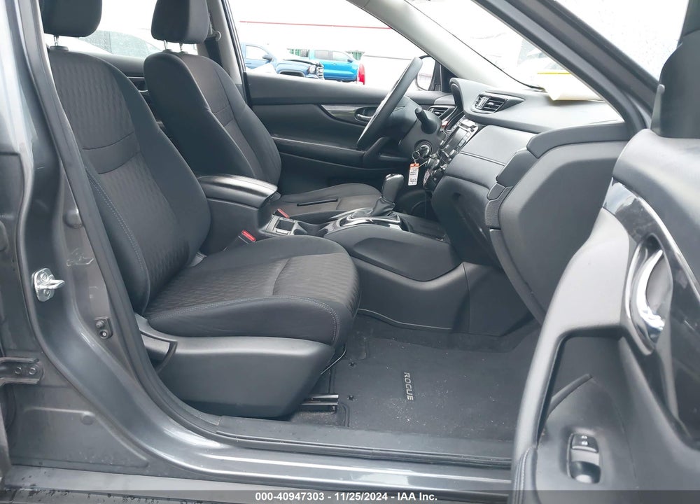 2018 NISSAN ROGUE S/SL/SV VIN: 5N1AT2MT3JC812707