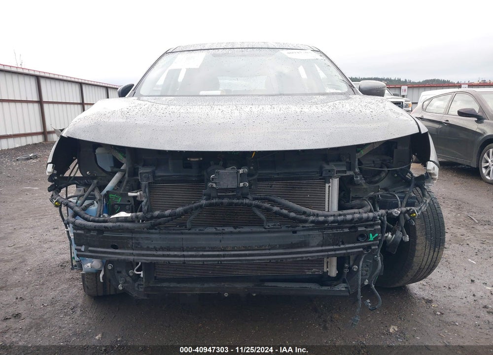 2018 NISSAN ROGUE S/SL/SV VIN: 5N1AT2MT3JC812707