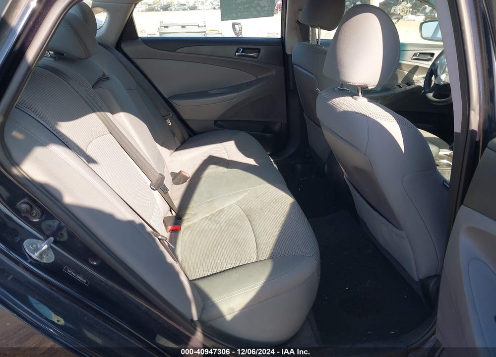 2013 HYUNDAI SONATA GLS VIN: 5NPEB4AC3DH684549