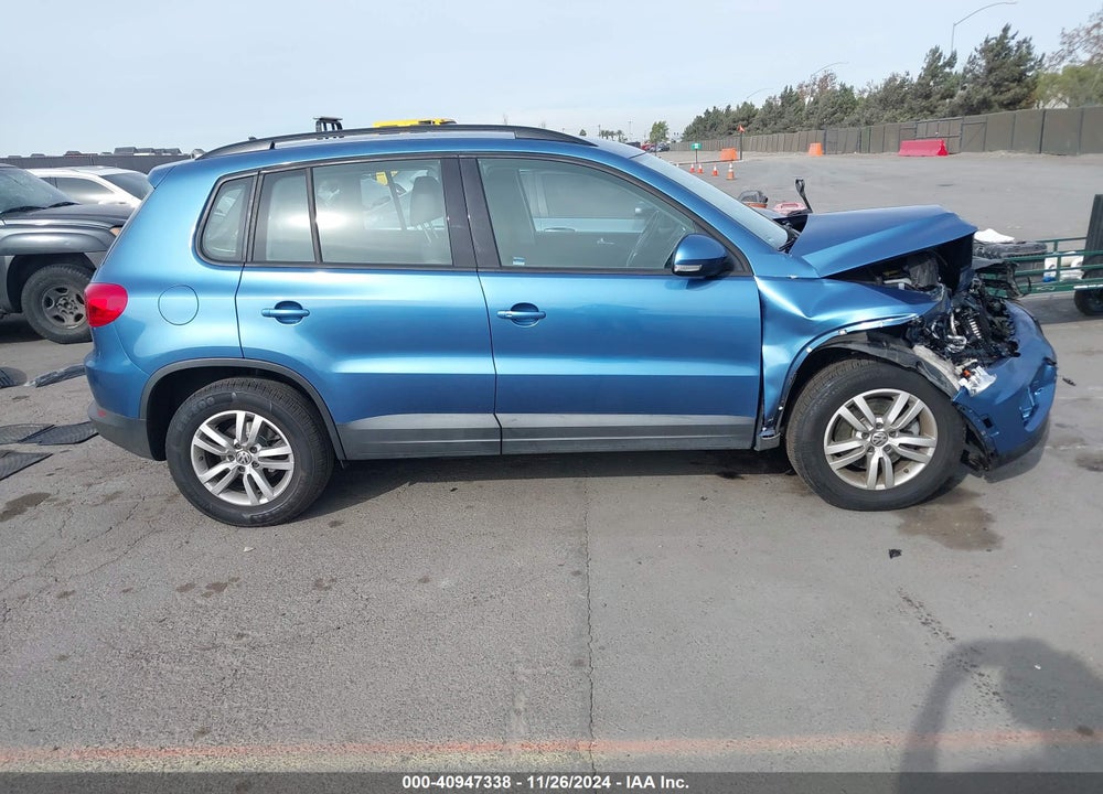 2017 VOLKSWAGEN TIGUAN 2.0T/2.0T S VIN: WVGAV7AX1HK037757